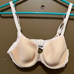 Victoria's Secret Cream Bra size 38 B NWOT